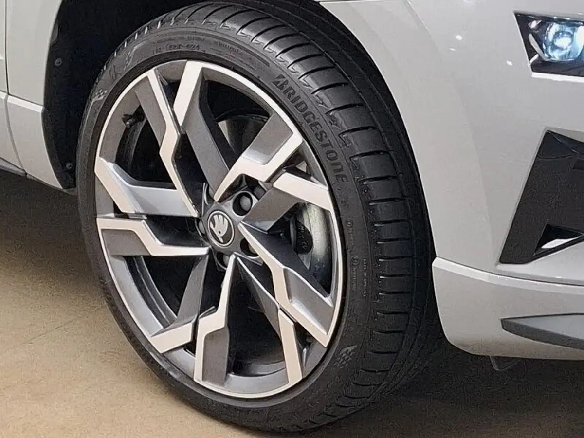 2025-skoda-karoq-15-tsi-sportline-edition-dsg-big-8