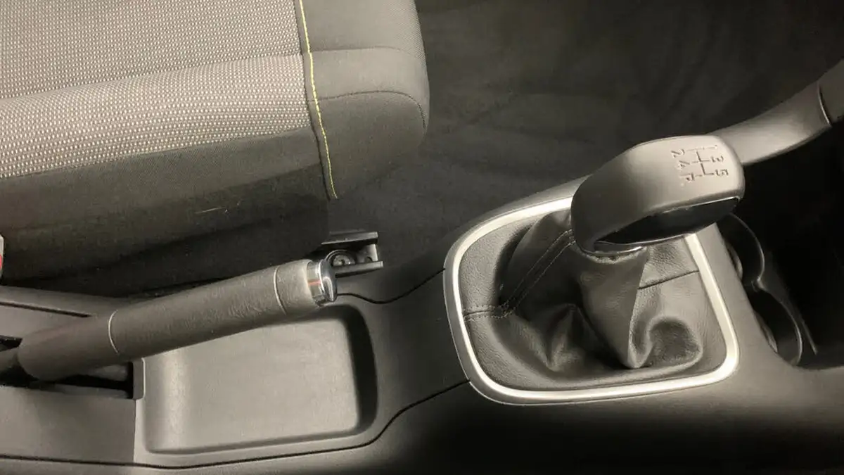 2023-citroen-c3-12-puretech-c-series-edition-83ps-ss-big-29