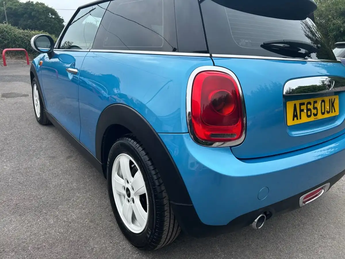 2015-mini-cooper-15-cooper-3d-big-11