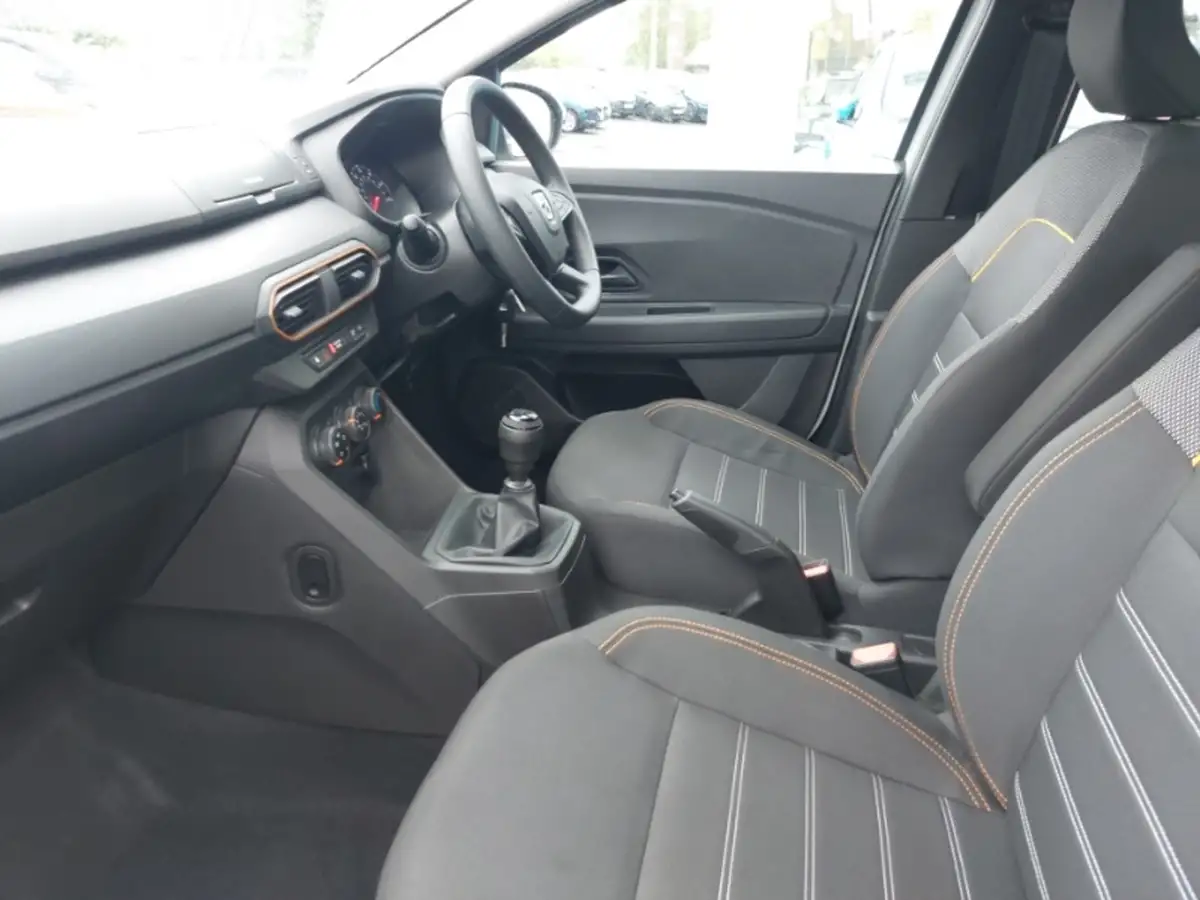 2022-dacia-duster-13-tce-prestige-130bhp-big-4