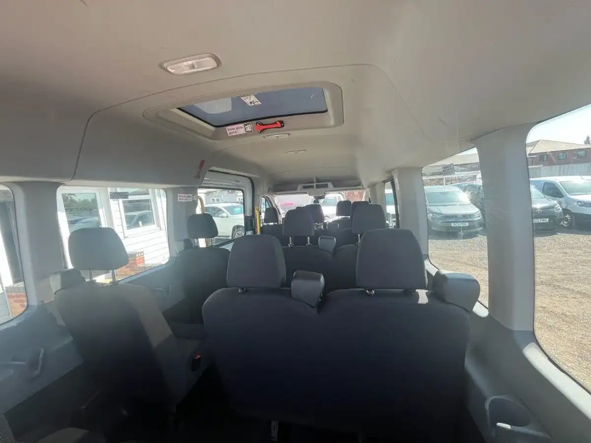 2017-ford-transit-22tdci-410-l3h2-155ps-14-big-21