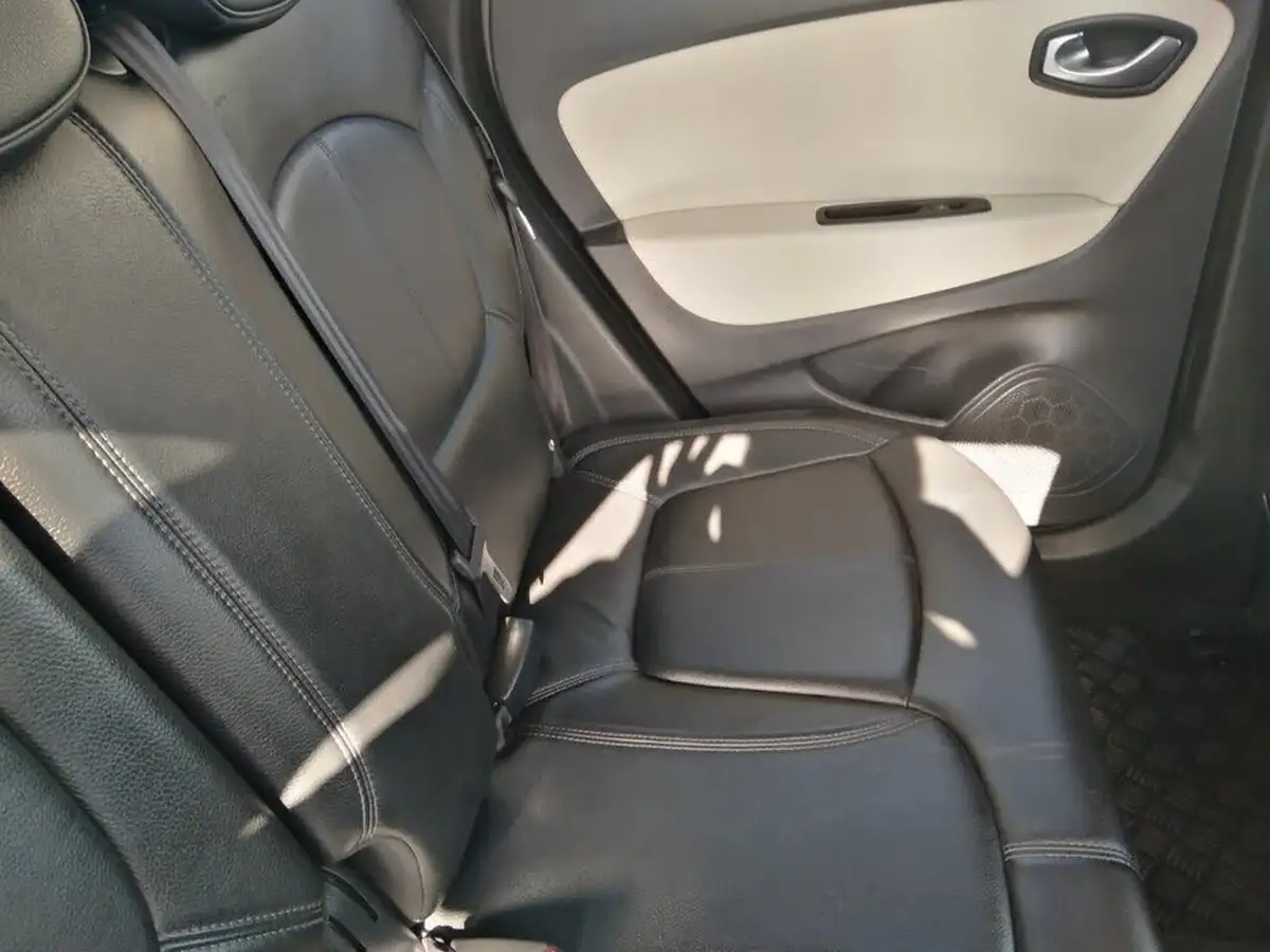 2019-renault-captur-15dci-gt-line-big-10