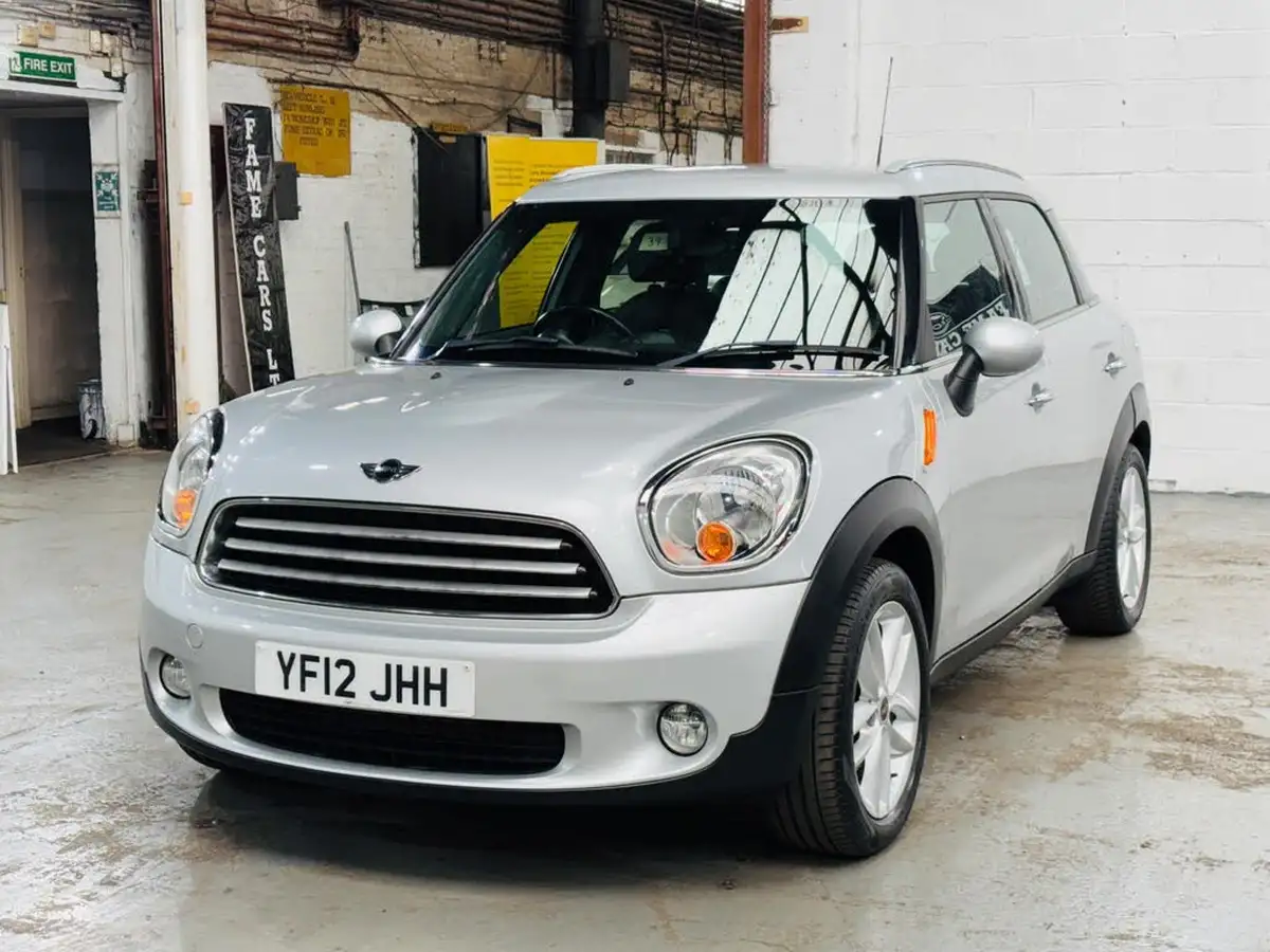 2012-mini-countryman-20td-cooper-d-112bhp-auto-big-3