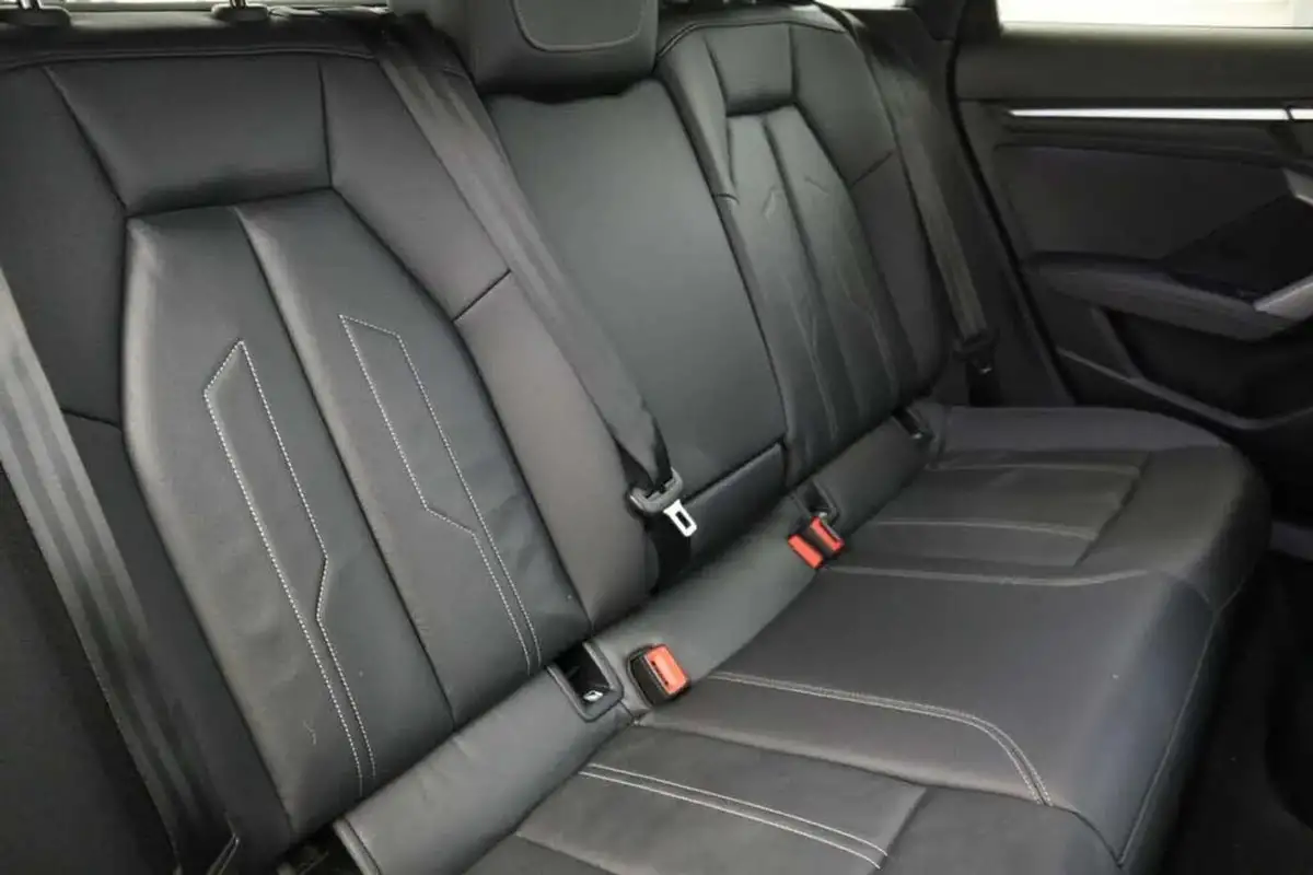 2024-audi-a3-15-35-tfsi-black-edition-sportback-5d-big-9