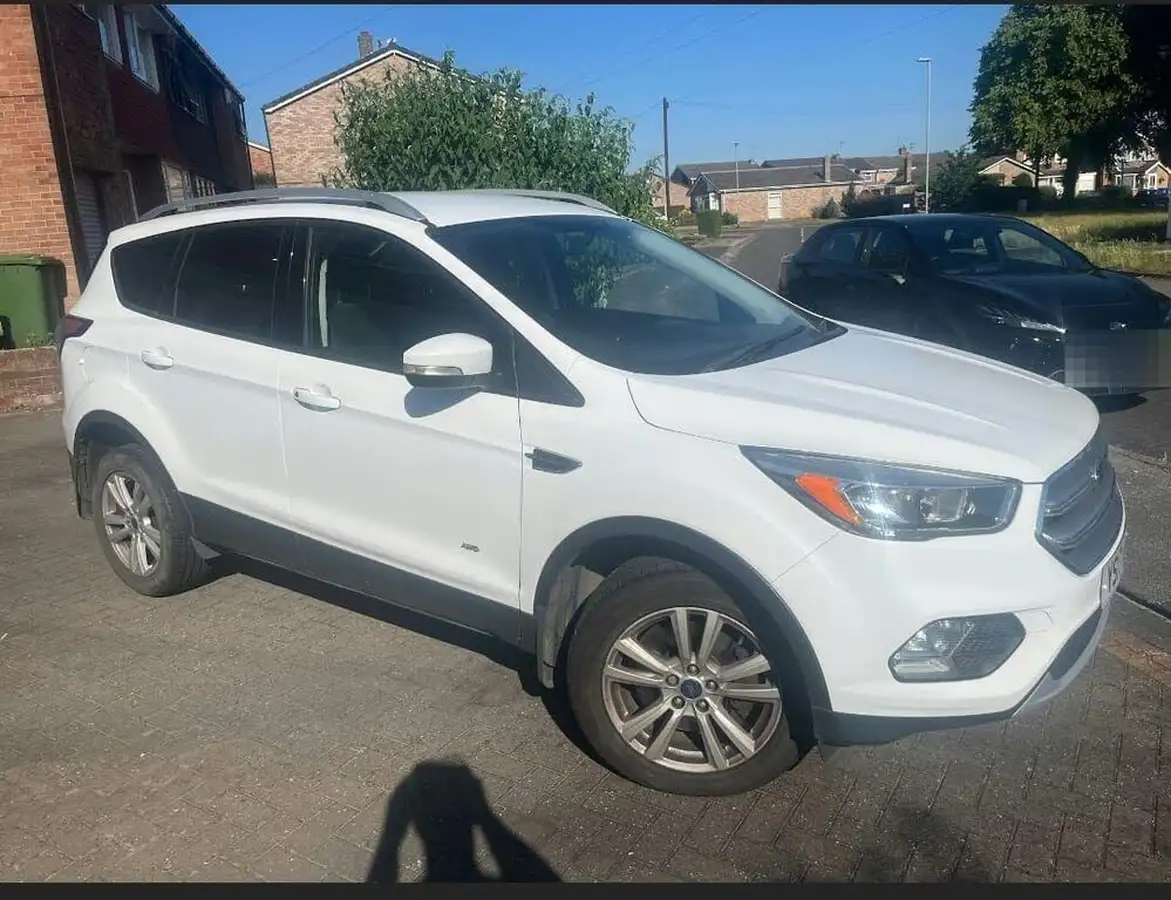 2017-ford-kuga-20tdci-zetec-powershift-big-25