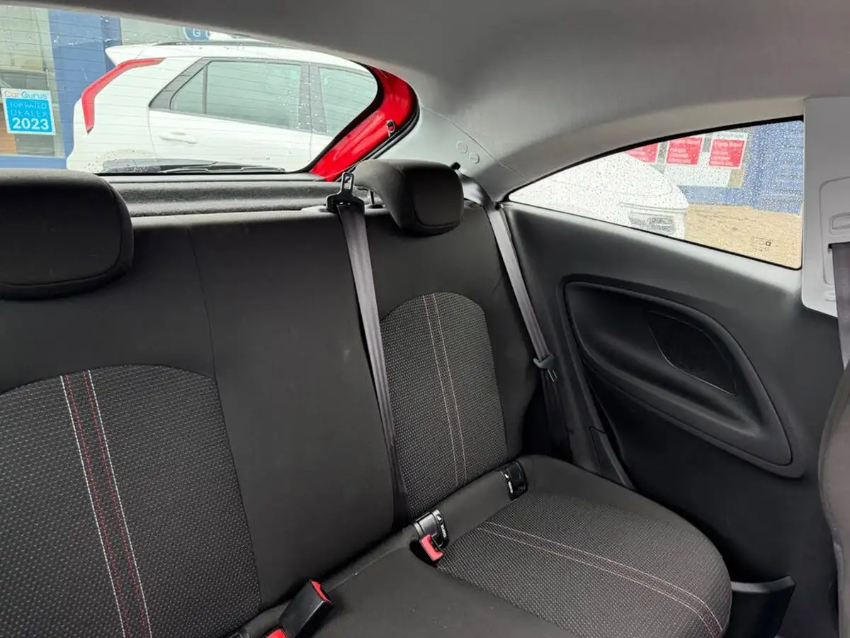 2019-vauxhall-corsa-14i-griffin-75ps-3d-big-23