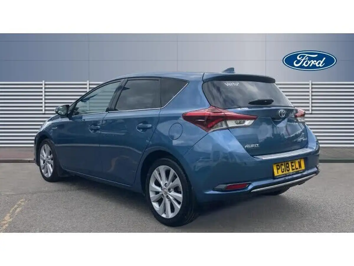 2018-toyota-auris-18-vvt-i-hsd-excel-hatchback-big-1
