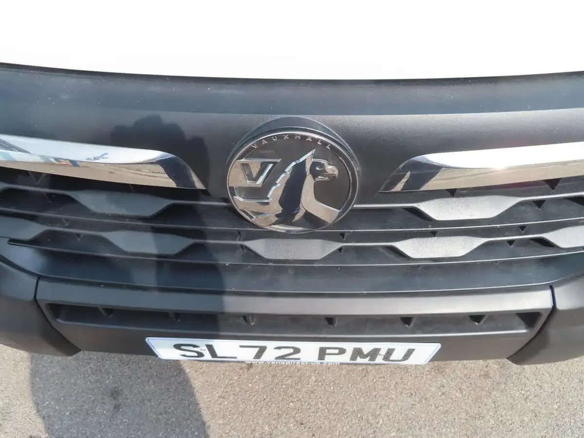 2022-vauxhall-movano-22cdti-l2-h2-3500-dynamic-big-10
