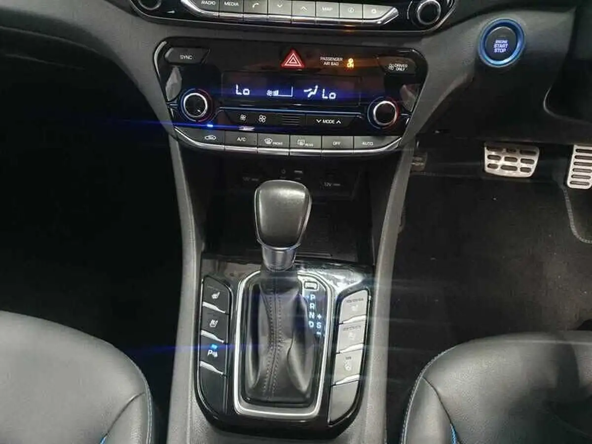 2019-hyundai-ioniq-16-gdi-premium-se-hybrid-big-17