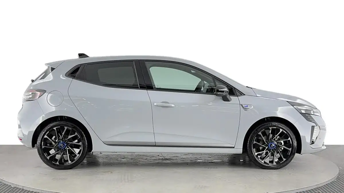2024-renault-clio-16-esprit-alpine-big-2