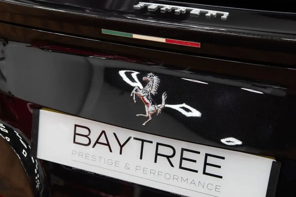 2015-ferrari-f12berlinetta-62-big-23