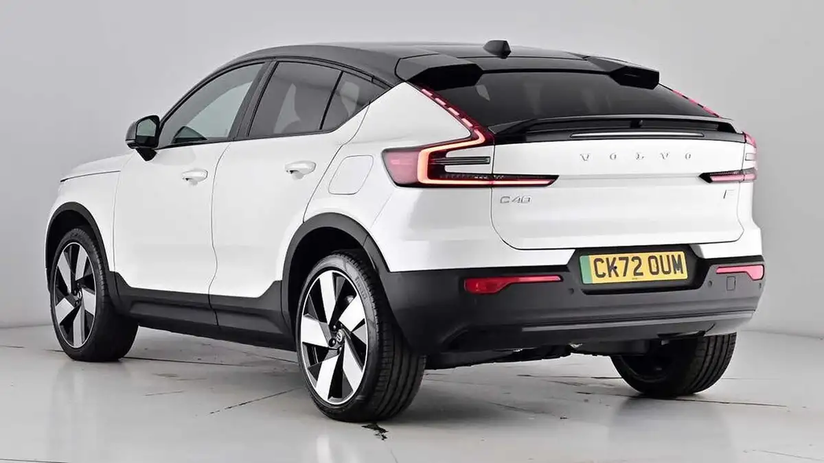 2022-volvo-c40-e-twin-recharge-pro-big-1
