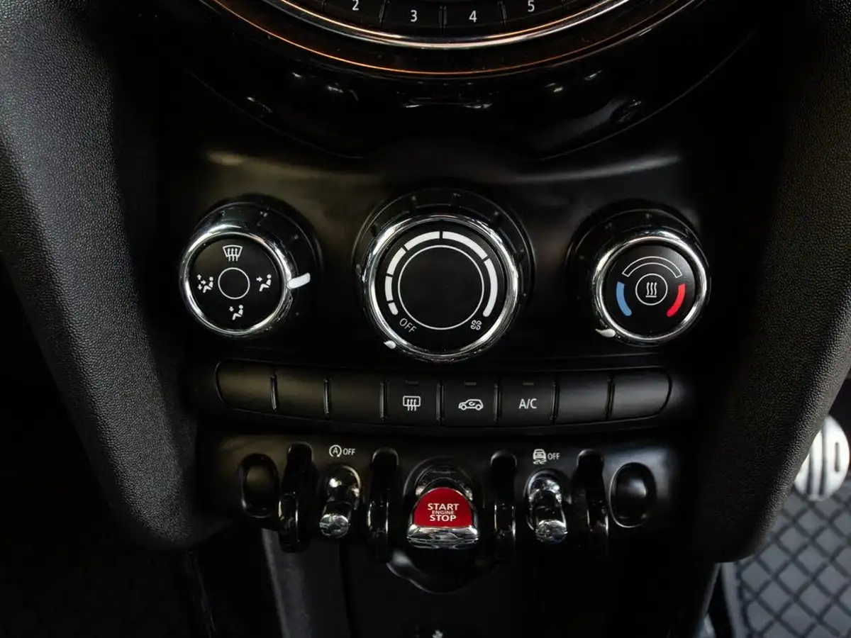 2018-mini-cooper-15-cooper-classic-ss-hatchback-5d-big-37