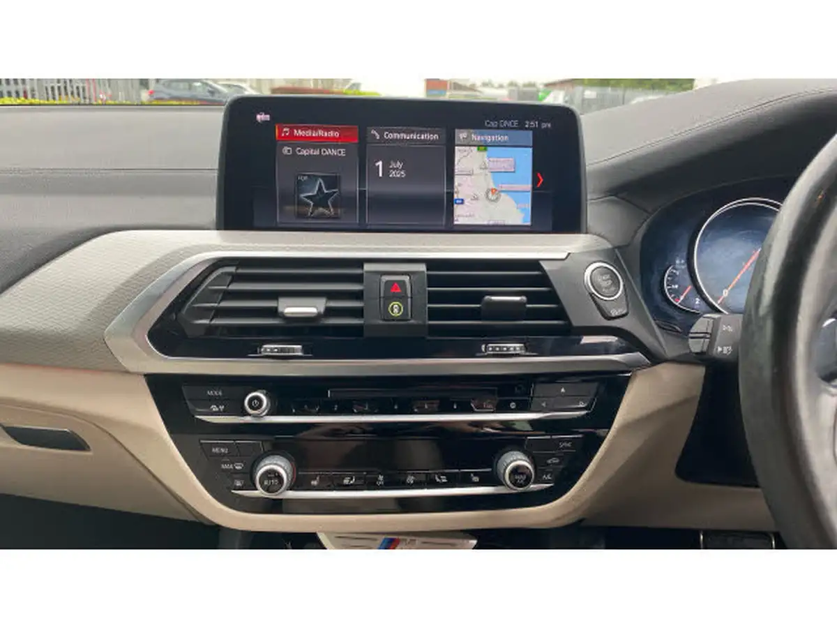 2019-bmw-x3-30td-m40d-big-7