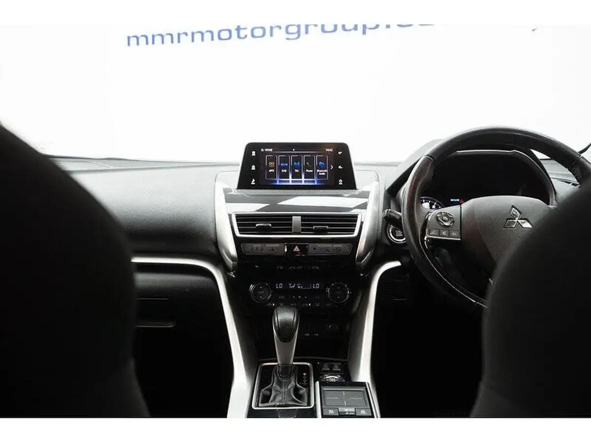 2018-mitsubishi-eclipse-cross-15-3-4wd-auto-big-33