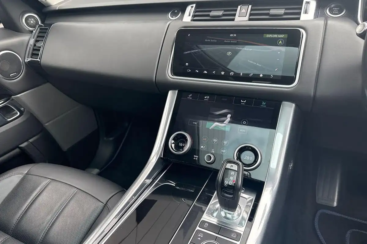2018-land-rover-range-rover-sport-big-51