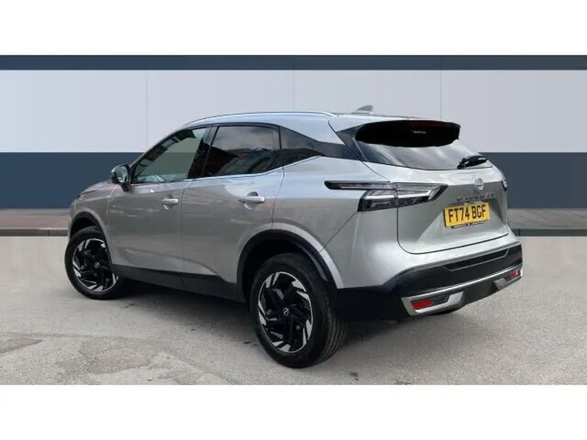 2024-nissan-qashqai-13-dig-t-n-connecta-140ps-mild-hybrid-big-1