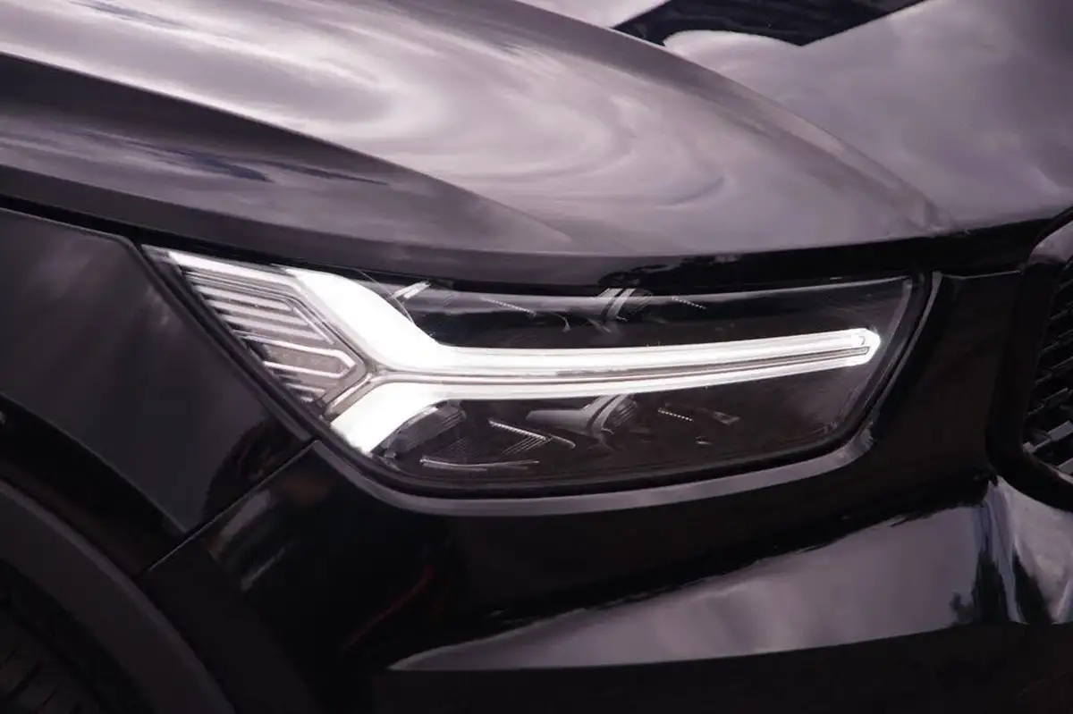 2020-volvo-xc40-15-t3-r-design-geartronic-big-30