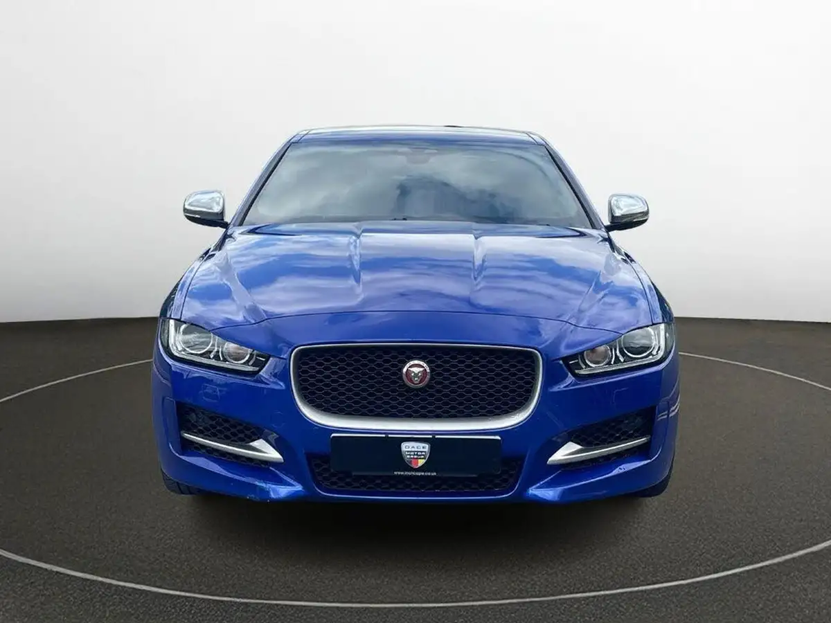 2018-jaguar-xe-20i-r-sport-250ps-1997cc-big-4