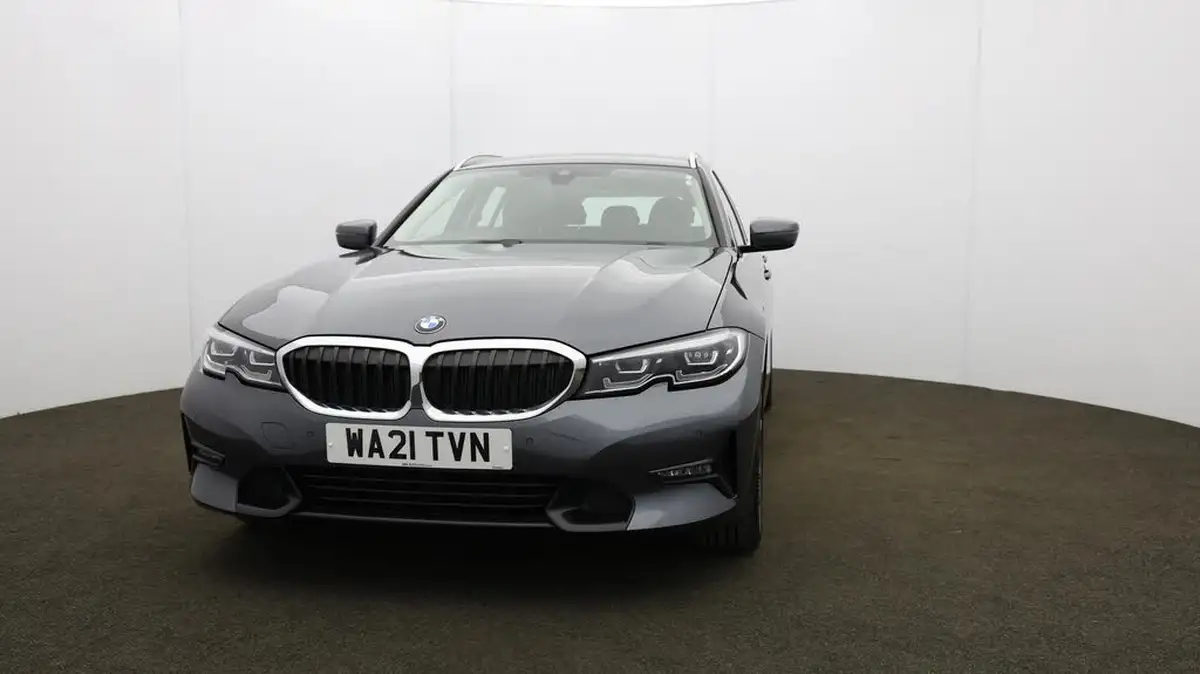2021-bmw-3-series-20-330e-sport-pro-touring-5d-big-39