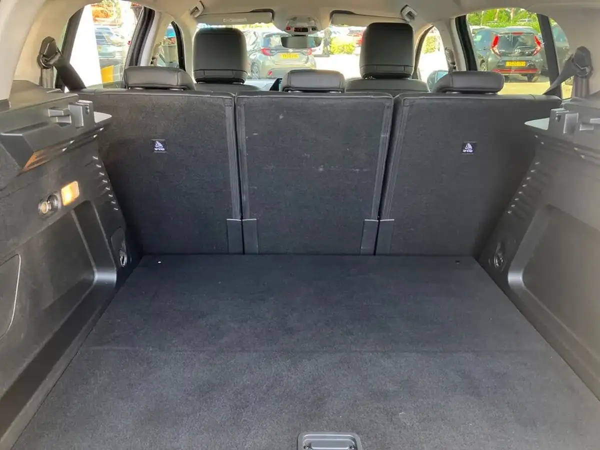 2023-citroen-c5-aircross-16-puretech-shine-big-22
