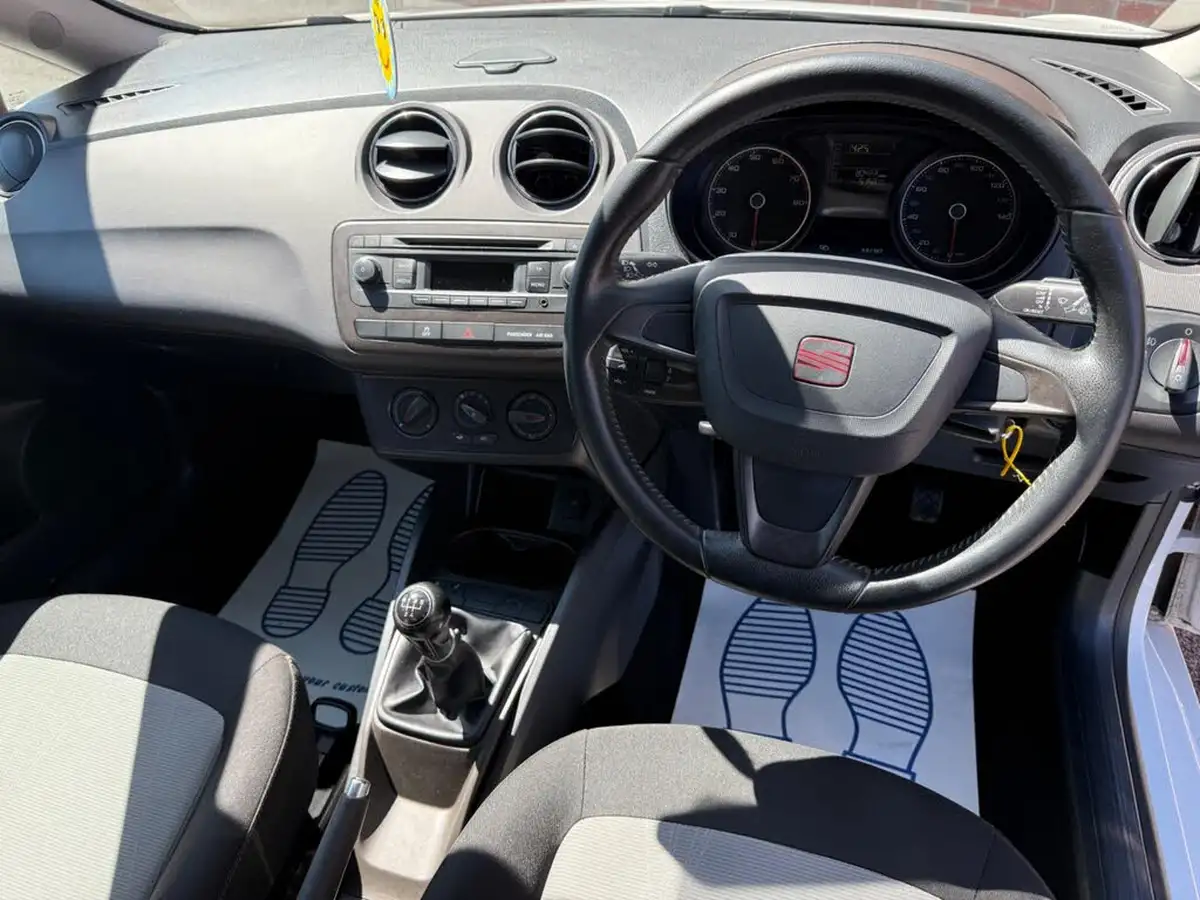 2013-seat-ibiza-14-toca-16v-85ps-hatchback-5d-big-5