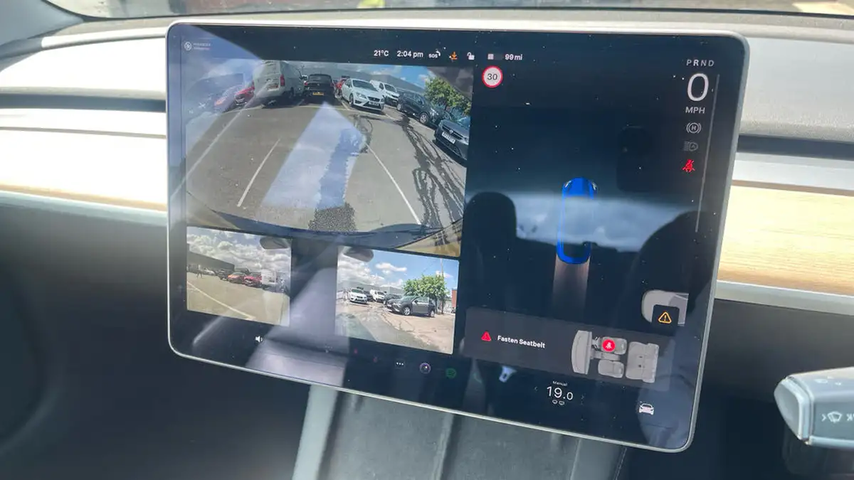 2021-tesla-model-3-e-standard-plus-big-21