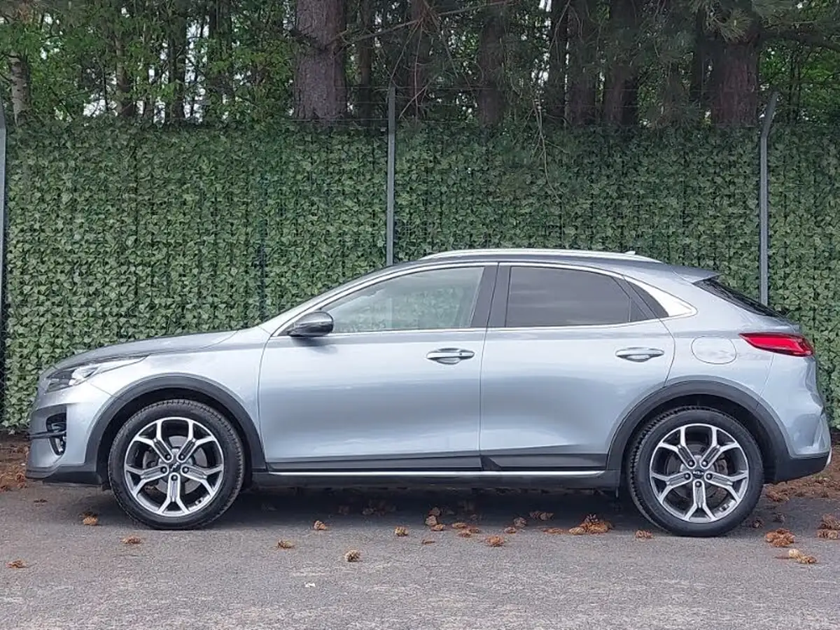 2022-kia-xceed-15-t-gdi-3-big-3