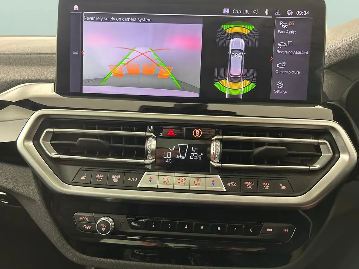 2021-bmw-ix3-e-m-sport-big-16