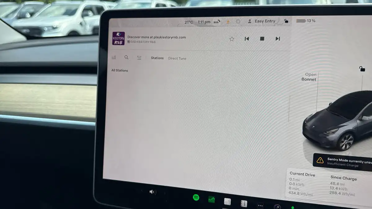 2023-tesla-model-y-e-rwd-big-26