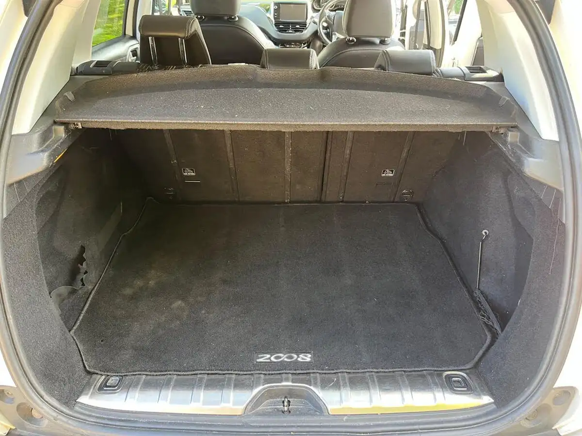2014-peugeot-2008-crossover-12-allure-vti-big-18