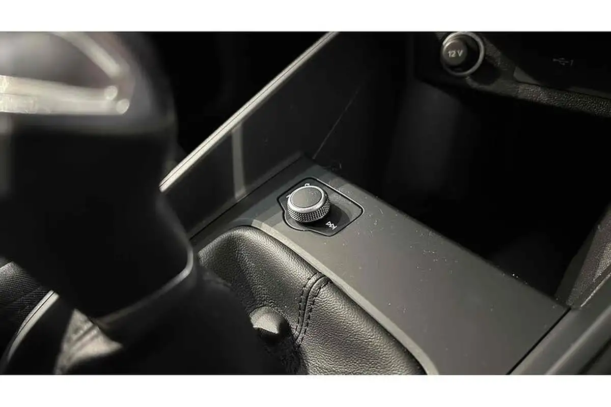 2022-audi-a1-10-25-tfsi-technik-big-46