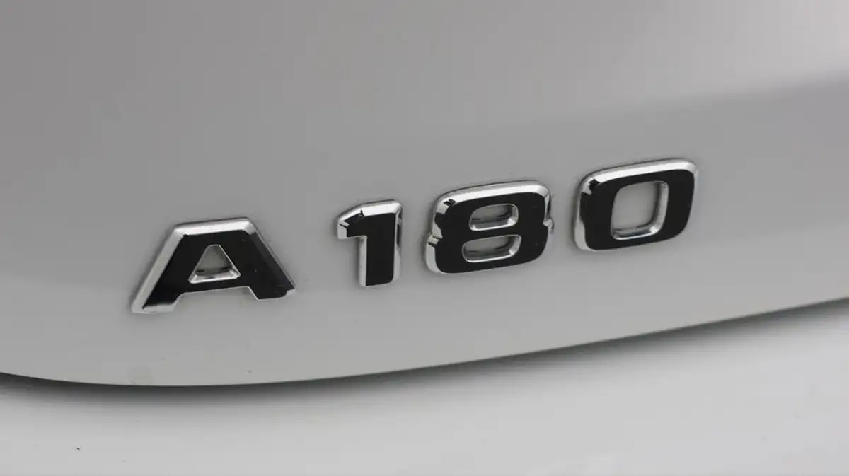 2022-mercedes-benz-a-class-13-a180-amg-line-executive-edition-hatchback-5d-7g-dct-big-21