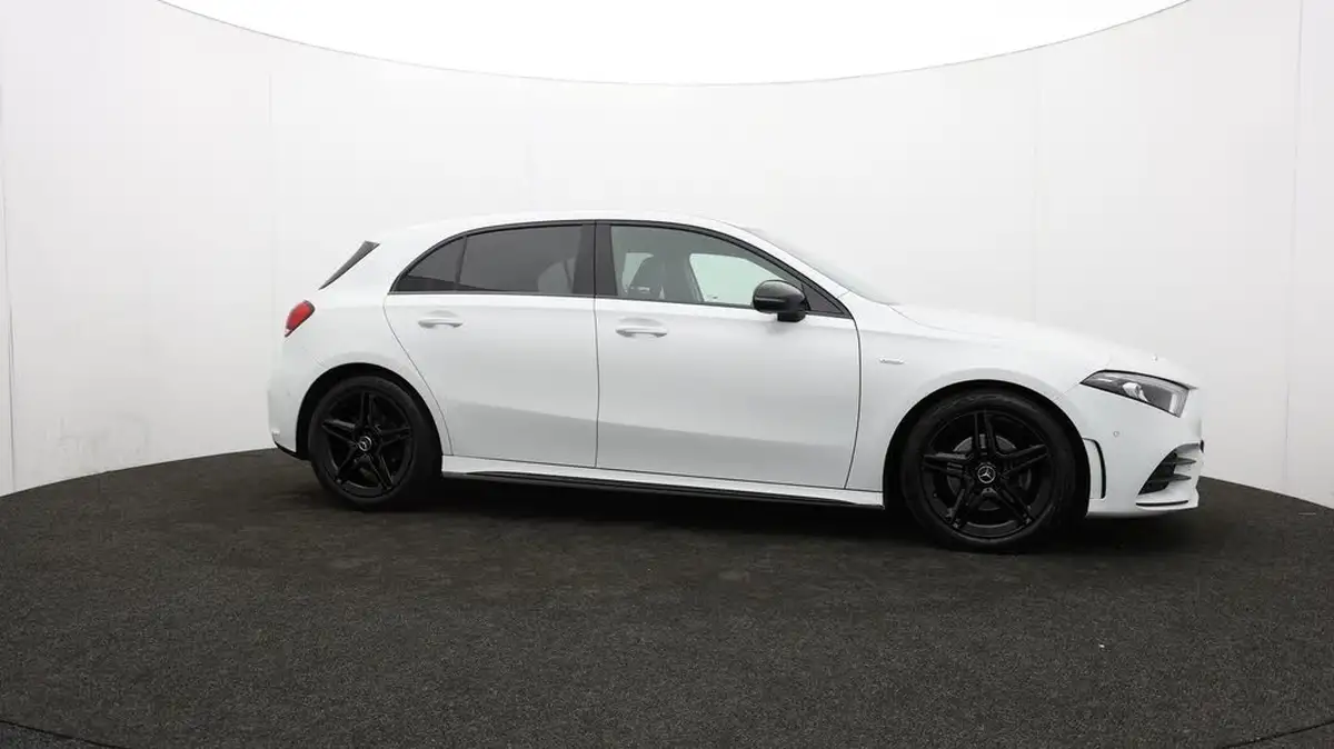 2022-mercedes-benz-a-class-13-a180-amg-line-executive-edition-hatchback-5d-7g-dct-big-37