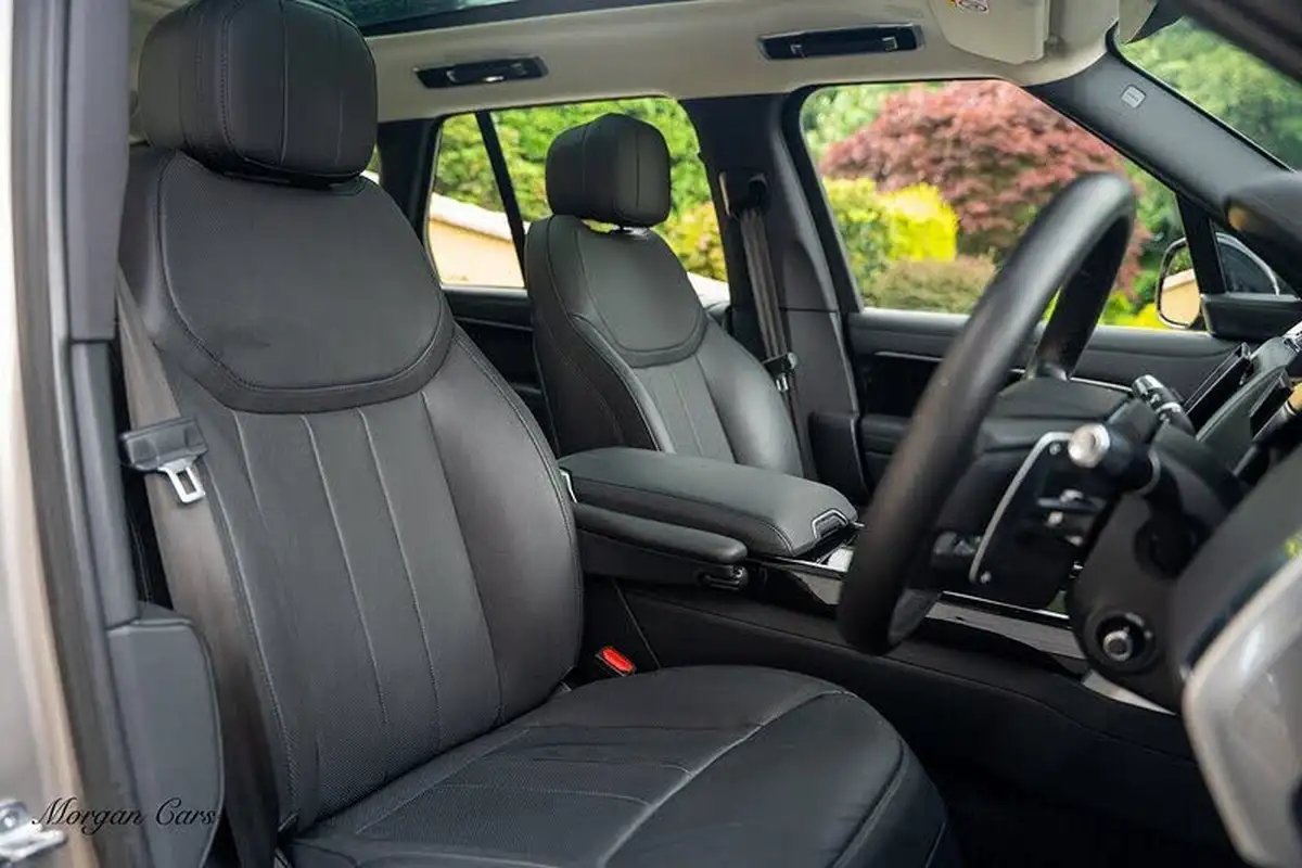 2022-land-rover-range-rover-30-p400-se-big-25