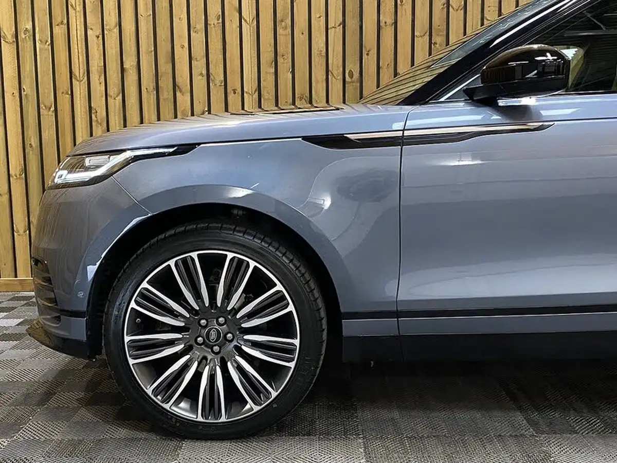 2018-land-rover-range-rover-velar-20-d240-r-dynamic-hse-big-55