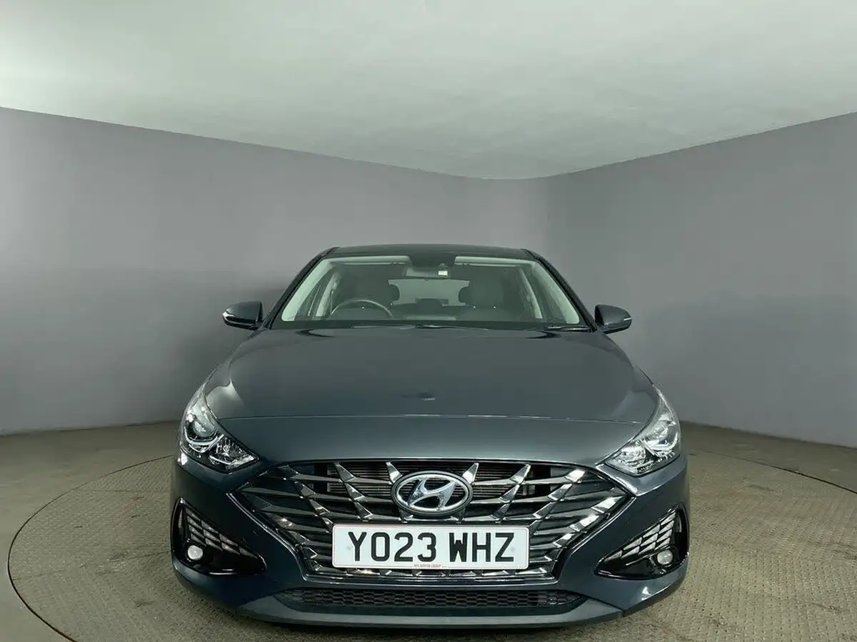 2023-hyundai-i30-10-t-gdi-se-connect-hatchback-dct-big-10