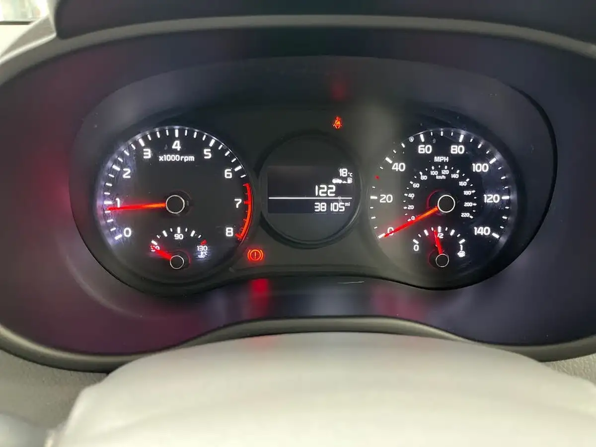 2020-kia-picanto-10-zest-big-24