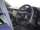 2025-porsche-macan-20-small-11