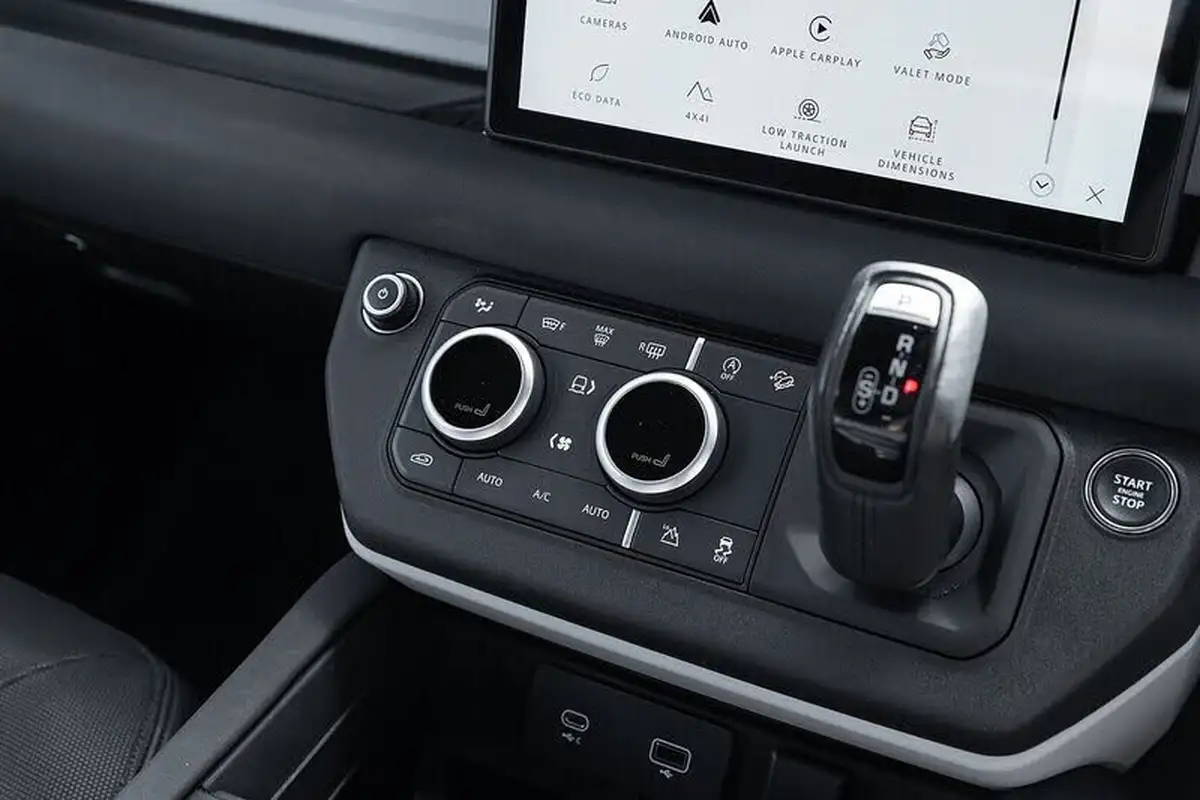 2022-land-rover-90-defender-30-d250-x-dynamic-se-big-8