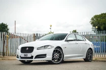2015 Jaguar XF 2.2TD R-Sport Black Saloon 4d