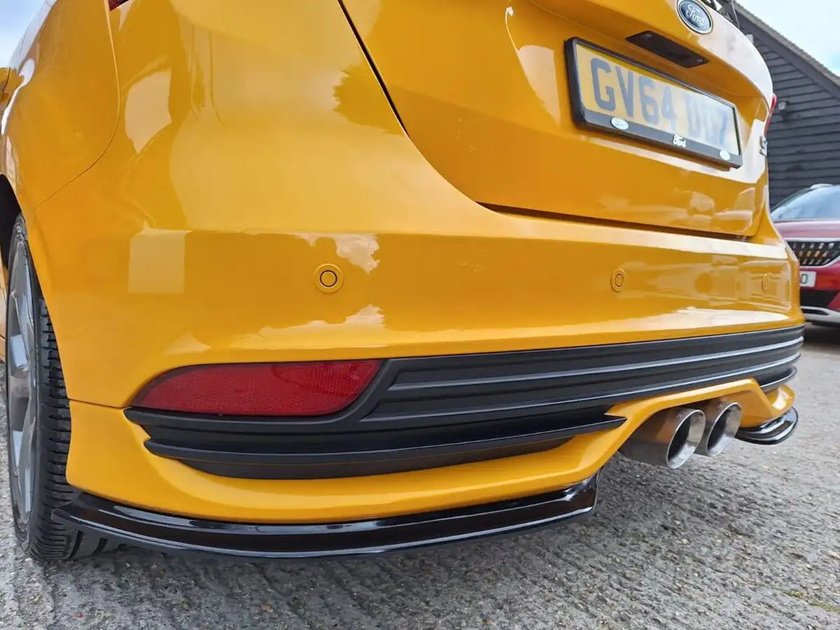 2015-ford-focus-20-st3-t-hatchback-big-13