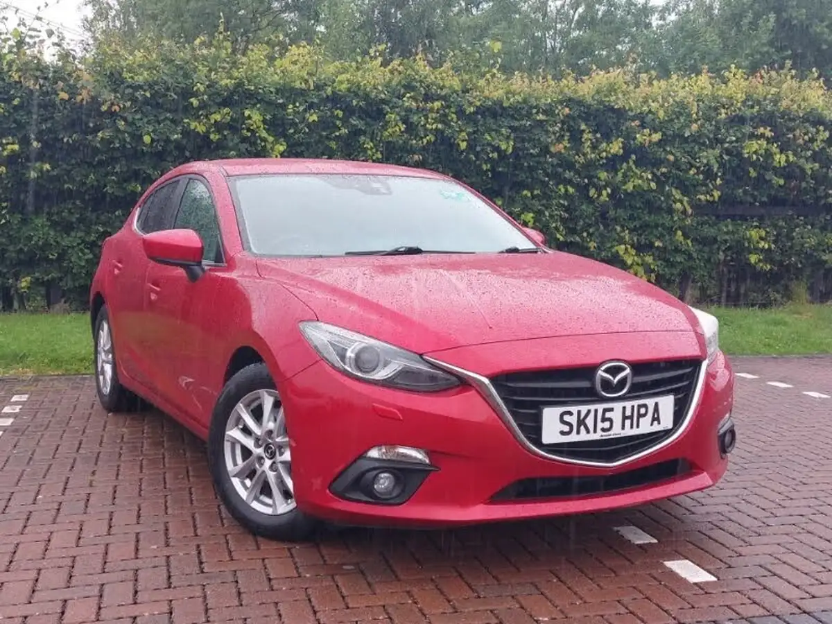 2015-mazda-mazda3-20-se-l-nav-hatchback-5d-big-0