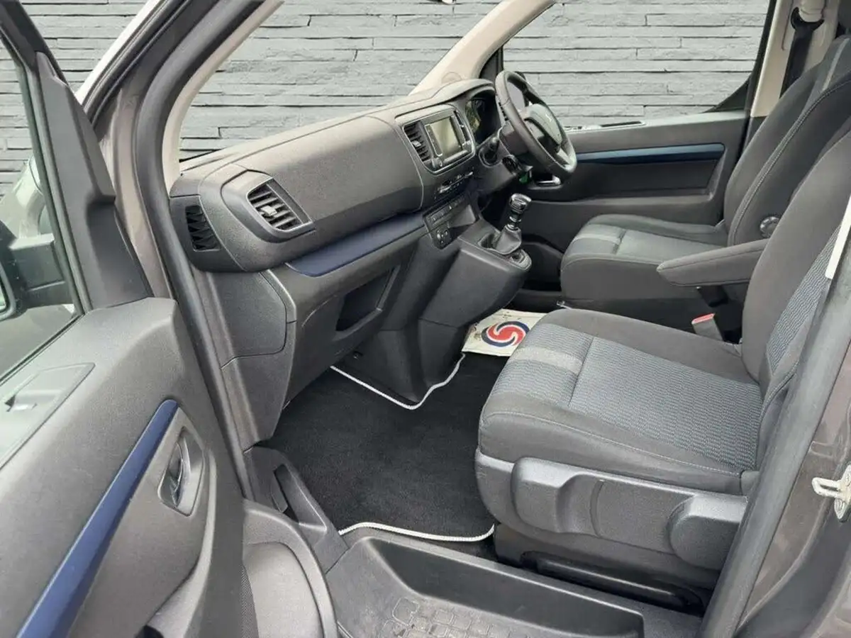 2018-peugeot-traveller-16-bluehdi-active-115ps-standardss-big-14