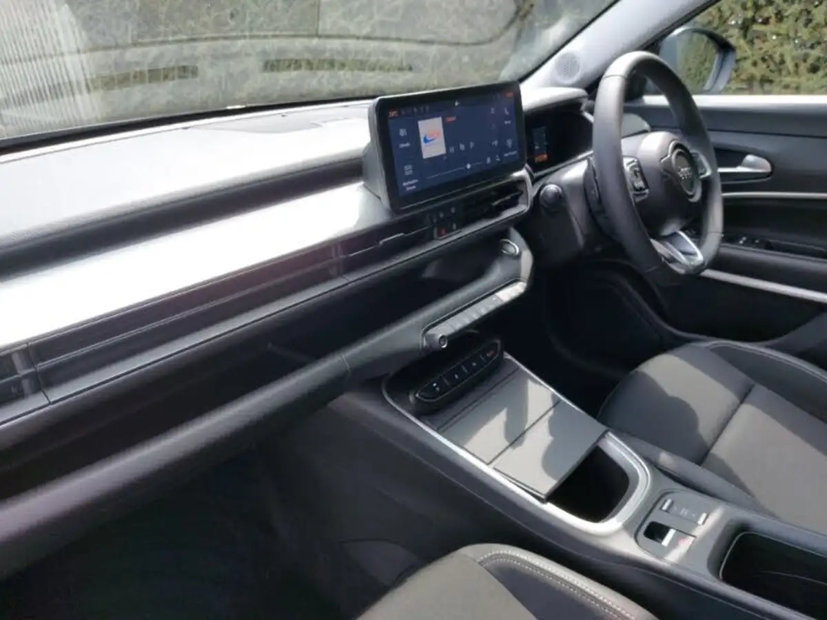 2024-jeep-avenger-12-gse-summit-e-hybrid-48v-auto-big-4