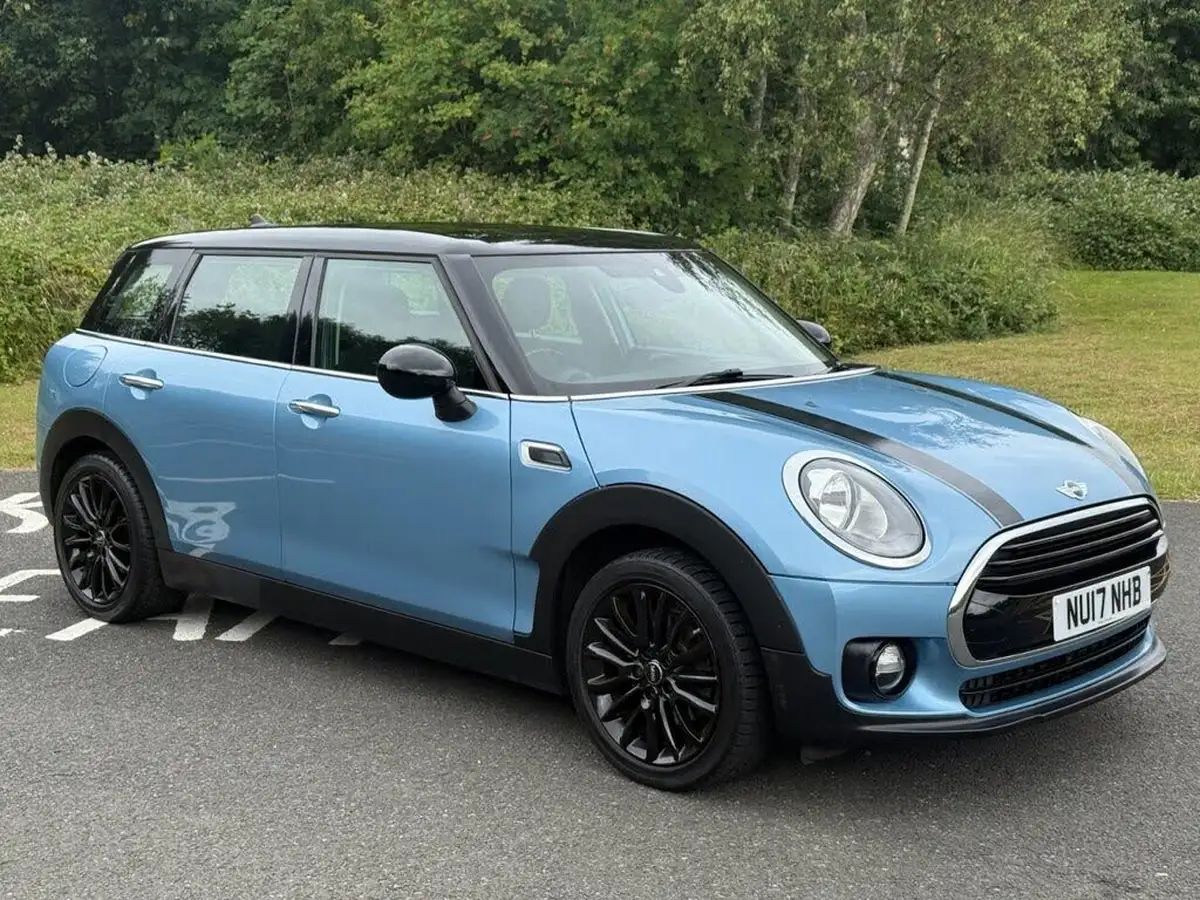 2017-mini-clubman-15-cooper-ss-big-4