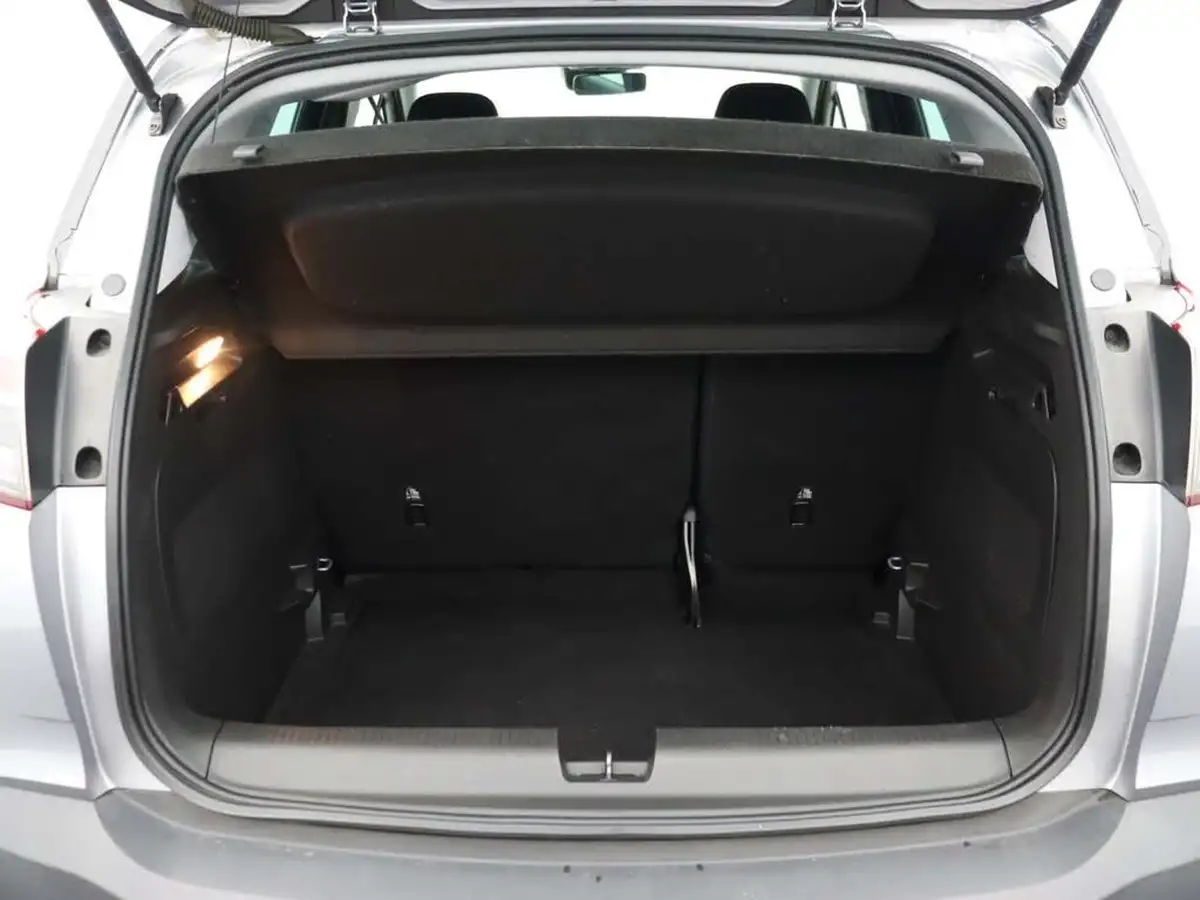 2020-vauxhall-crossland-x-12-sri-nav-110ps-big-16