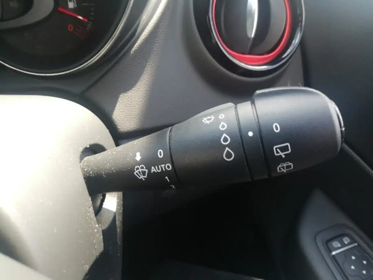 2020-renault-captur-13-tce-s-edition-150bhp-edc-auto-big-18