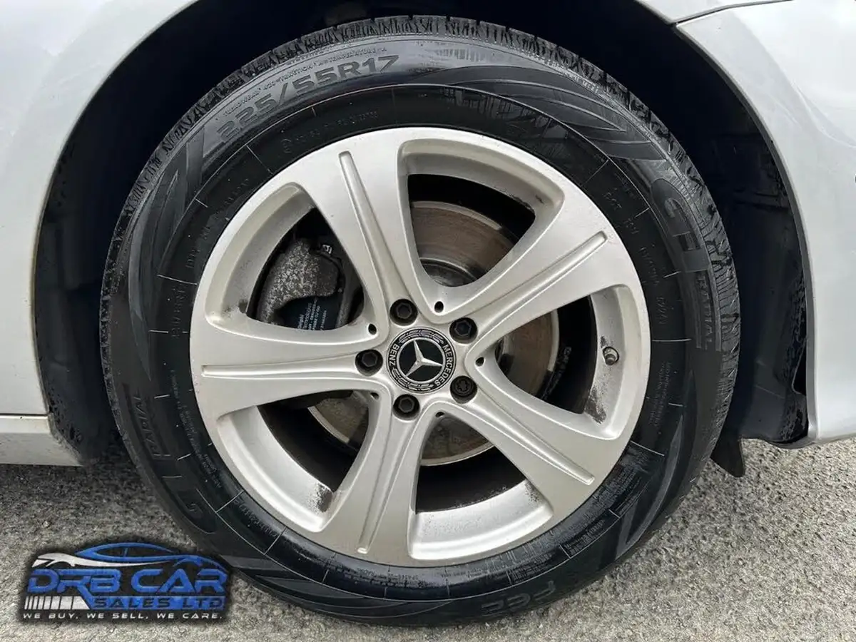 2017-mercedes-benz-e-class-20d-e220d-se-premiumss-estate-5d-4matic-big-10