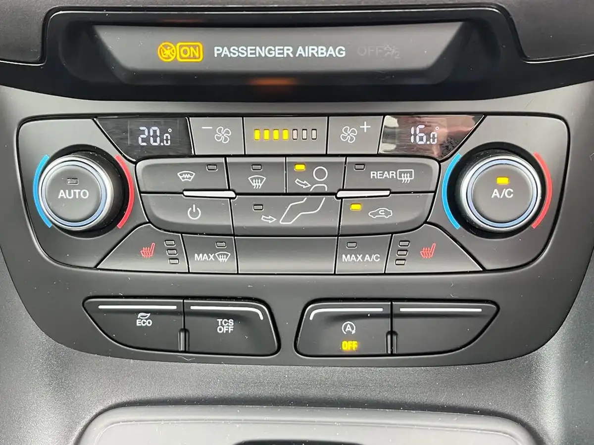 2022-ford-grand-tourneo-connect-15-active-120ps-ecoblue-1499cc-powershift-big-43